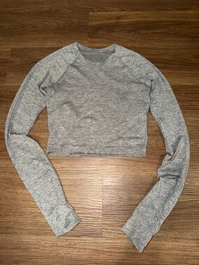 Lululemon Cropped Swiftly Tech Long Sleeve in Slate/White Size 4